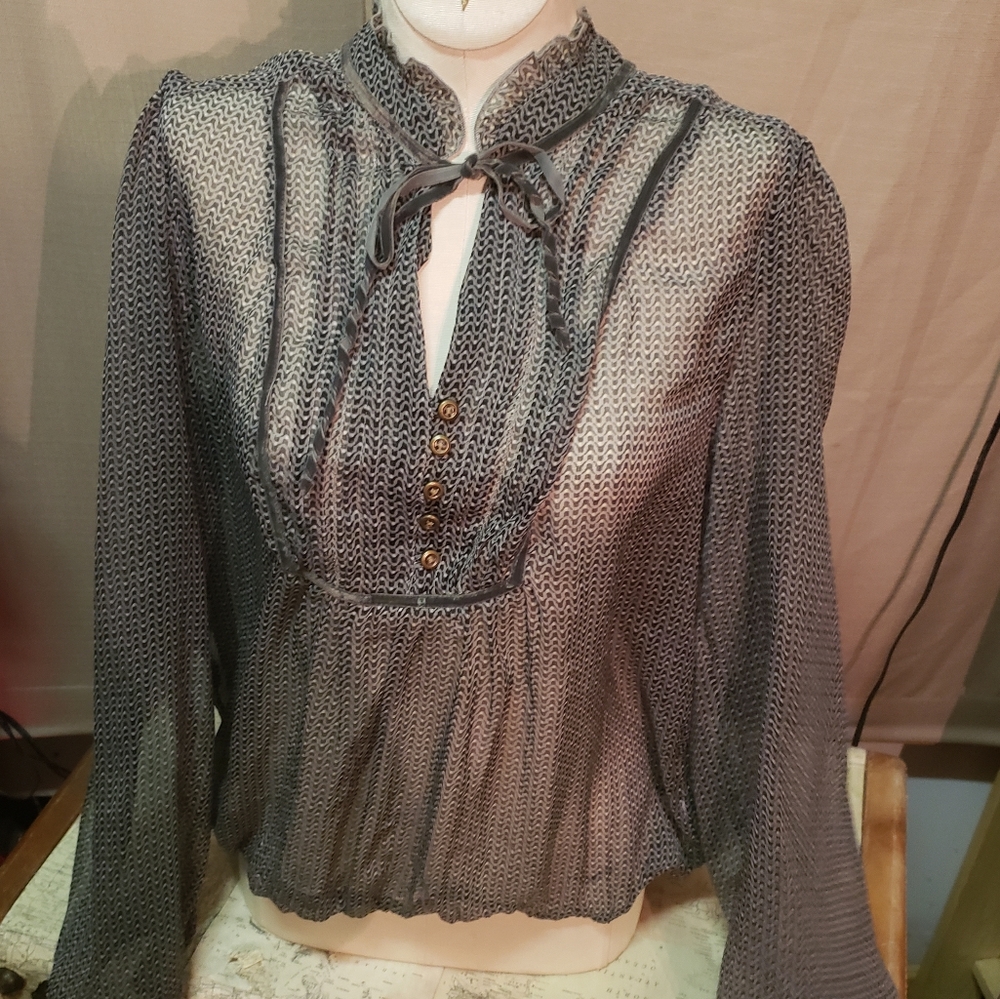 A.n.a new approach Size large